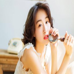 谢俞被站着顶哭：深度解析背后的情感与社会现象
